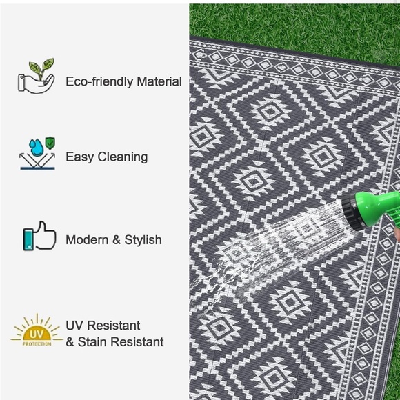 Geometric Outdoor Rug in Black and White - Picture 4 of 5